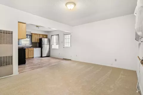 200 Lipscomb St, Cleburne, TX 76031 photo 9