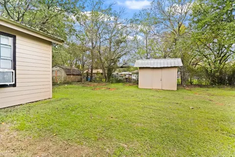 200 Lipscomb St, Cleburne, TX 76031 photo 6