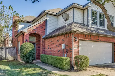 917 Spring Valley Plz, Richardson, TX 75080