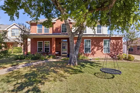 107 Redwood Ln, Terrell, TX 75160
