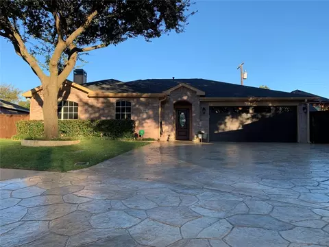 520 La Reunion Ct, Irving, TX 75060
