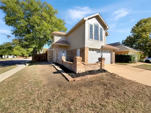 8501 Tallahassee Ln, Fort Worth, TX 76123