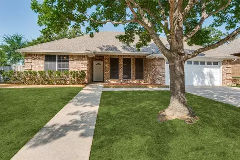 9301 Weeping Willow Dr, North Richland Hills, TX 76182