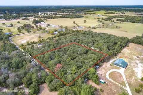 913 Vz County Road 2303, Canton, TX 75103