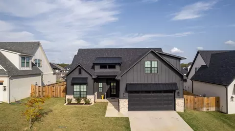 4060 Rock Creek Ct, Tyler, TX 75703