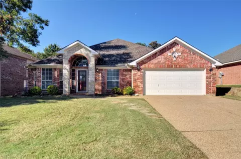 603 Parkhill Dr, Mansfield, TX 76063