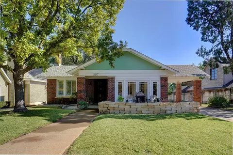2017 Thomas Pl, Fort Worth, TX 76107