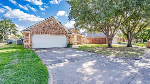 1109 Canvasback Dr, Granbury, TX 76048