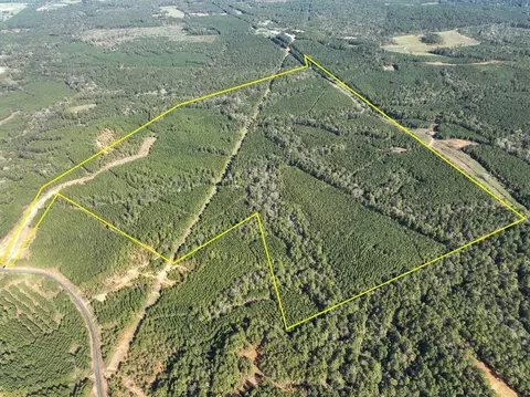 02 Cr 1060, Center, TX 75935