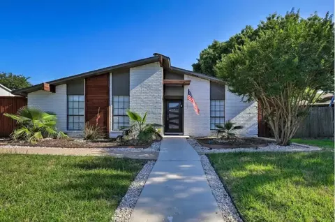 2109 Montana Trl, Grand Prairie, TX 75052