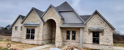 909 Maxine Dr, Athens, TX 75751