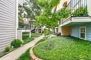 8522 Park Ln #18, Dallas, TX 75231