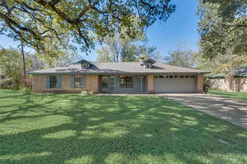 2612 Sandy Ln, Corsicana, TX 75110