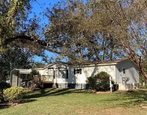 201 Longhorn Dr, Bossier City, LA 71112