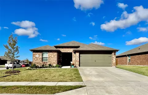 1322 Lowhill Dr, Royse City, TX 75189