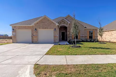704 Lake Murray Ln, Cleburne, TX 76033