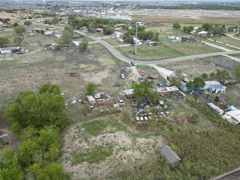 57 Smith Dr, Royse City, TX 75189