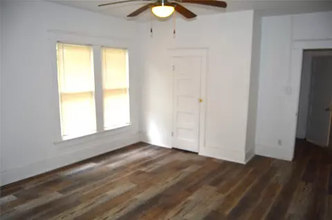 105 E College St, Terrell, TX 75160 photo 12
