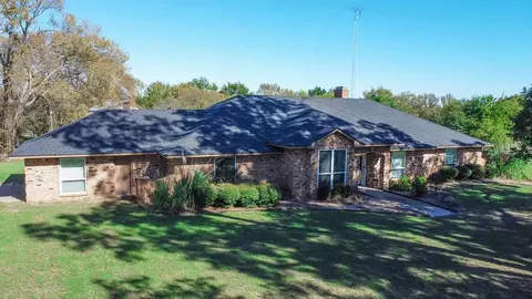 449 Vz County Road 2316, Canton, TX 75103