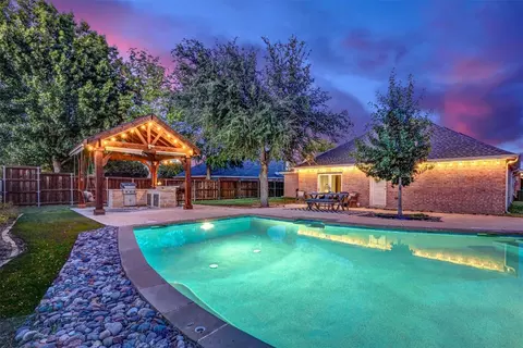 510 Chesapeake Ln, Southlake, TX 76092