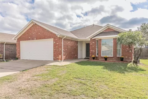 12109 Rolling Ridge Dr, Burleson, TX 76028