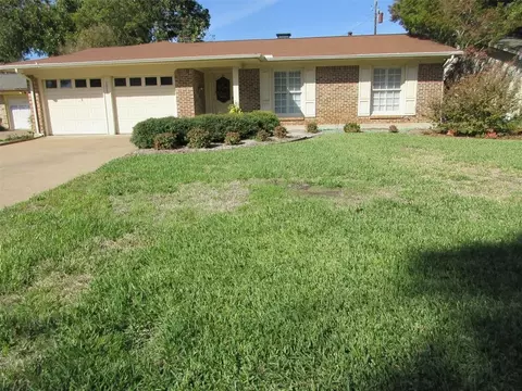 1317 Carriage Dr, Irving, TX 75062