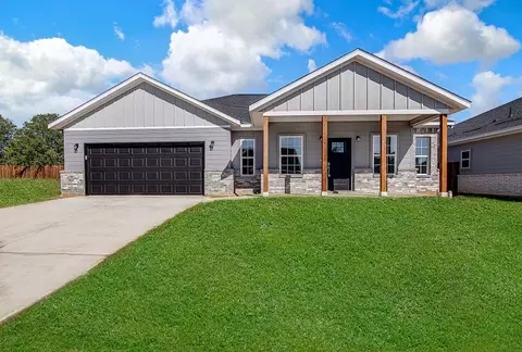 124 Magnolia Estates St, Crowley, TX 76036