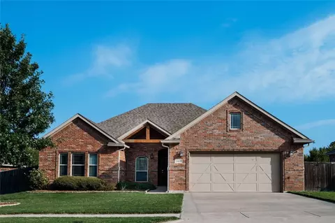 1417 Lexington Dr, Sherman, TX 75092
