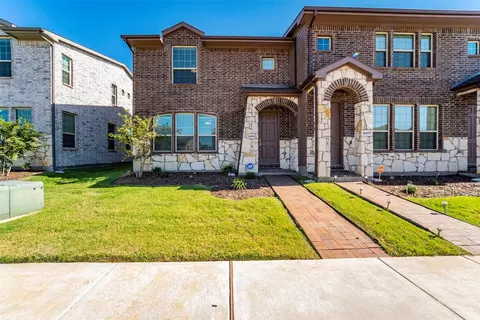 3421 Solana Cir, Denton, TX 76207