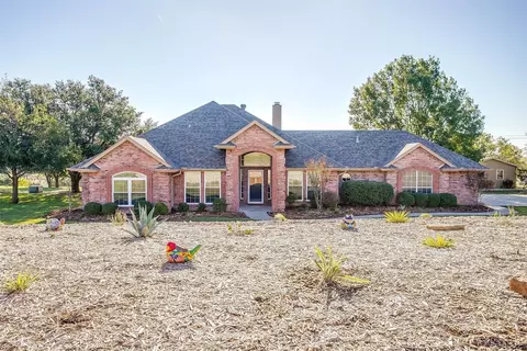 107 Fairfield Ct, Fort Worth, TX 76126