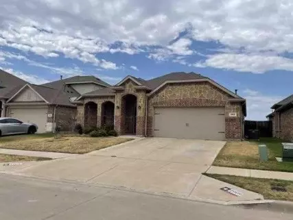 1909 Rio Costilla Rd, Fort Worth, TX 76131