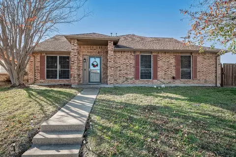5005 Highgate Ln, Rowlett, TX 75088