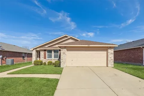 1909 Riverchase Ln, Justin, TX 76247