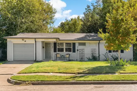 3008 Clover Dr, Mesquite, TX 75150