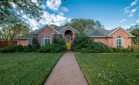 5404 Coventry Ct, Colleyville, TX 76034