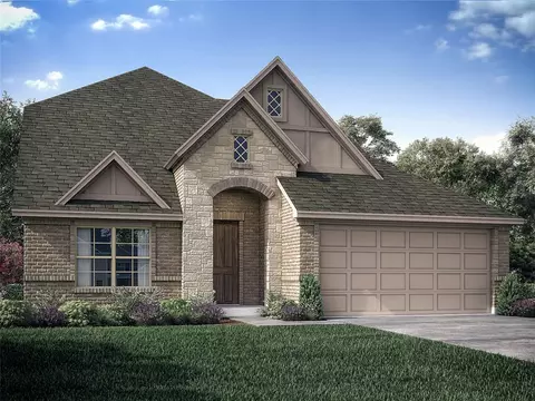 525 Livia St, Burleson, TX 76028