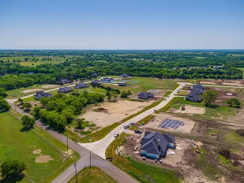 411 Tristin Ln, Waxahachie, TX 75167