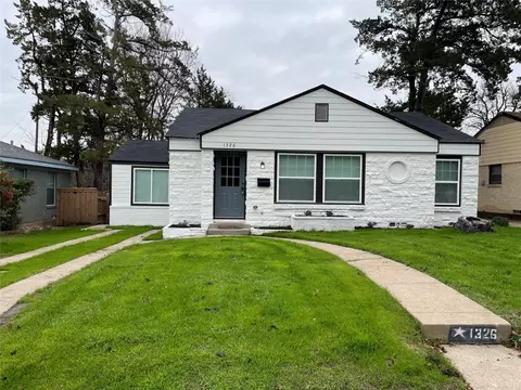 1326 Arizona Ave, Dallas, TX 75216
