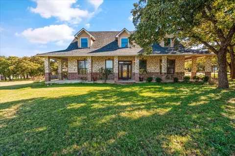 7201 Kuban Blvd, Fort Worth, TX 76120