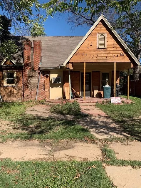 1612 1st St, Brownwood, TX 76801