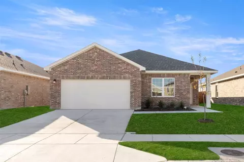 8209 Hawkview Dr, Fort Worth, TX 76179