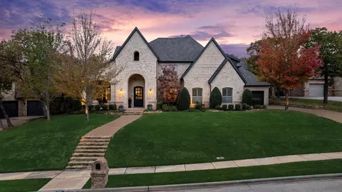 621 Meandering Woods Dr, Keller, TX 76248