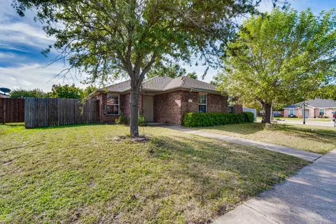 5220 La Jolla Ln, Dallas, TX 75236