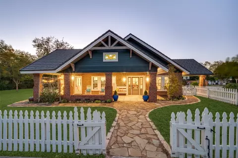 9281 4th St, Frisco, TX 75033