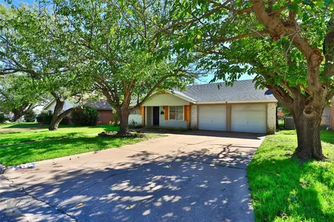 949 E North 12th St, Abilene, TX 79601