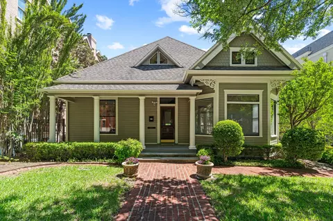2500 State St, Dallas, TX 75201