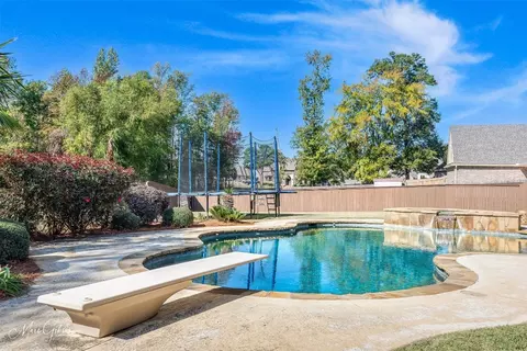 3208 Mossy Rock Pt, Haughton, LA 71037