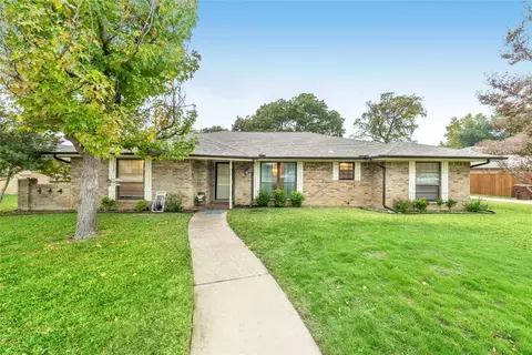 2305 Brighton Ln, Plano, TX 75075