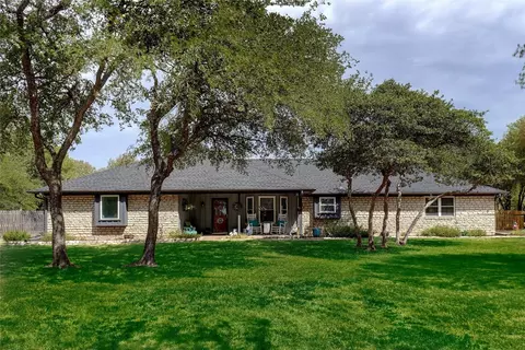 325 Diamond Oaks Dr, Hudson Oaks, TX 76087