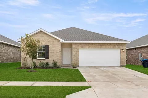 10336 Holycross Ln, Fort Worth, TX 76036